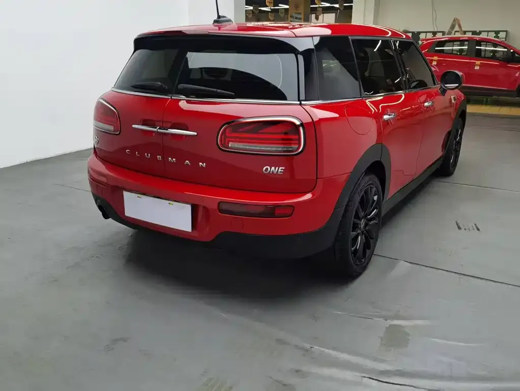 MINI Clubman — фото 4