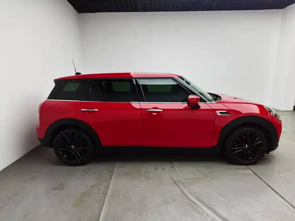 MINI Clubman — фото 8