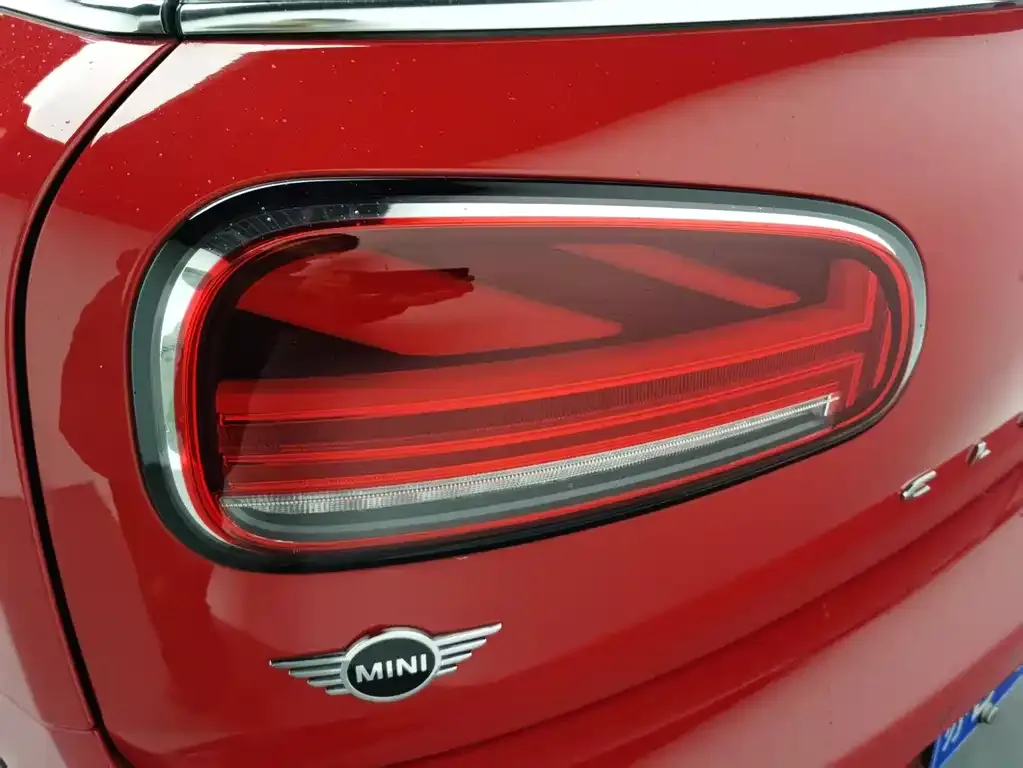 MINI Clubman — фото 10