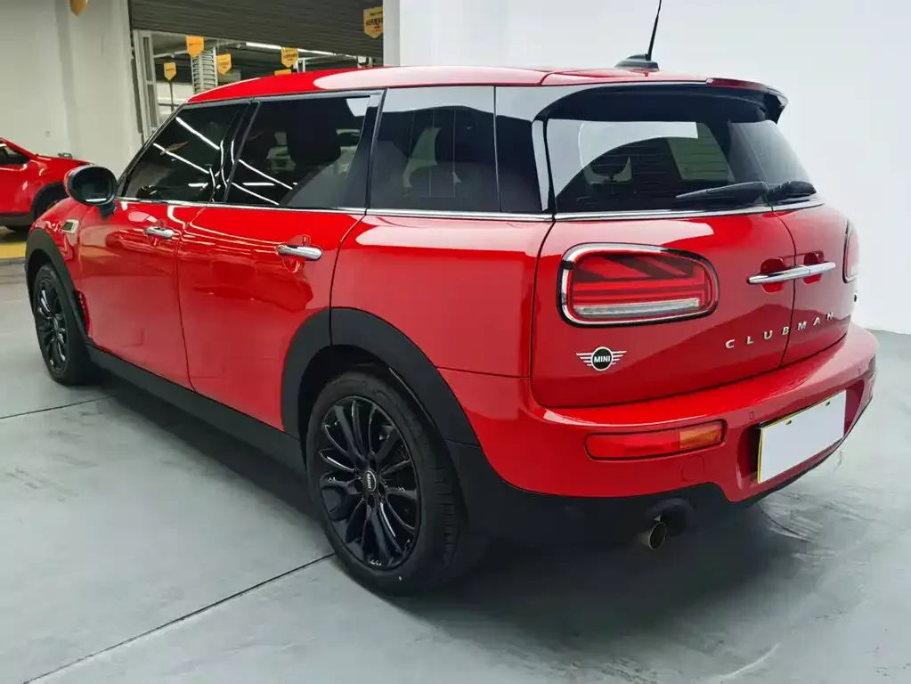 MINI Clubman — фото 5