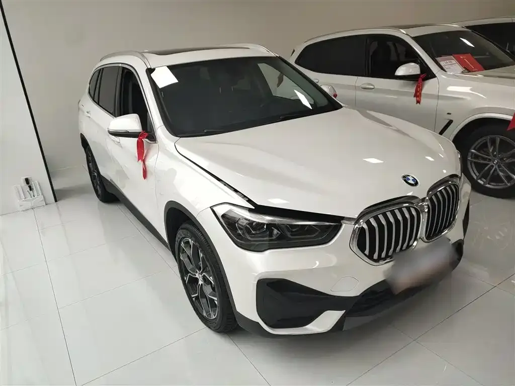 BMW X1 — фото 2