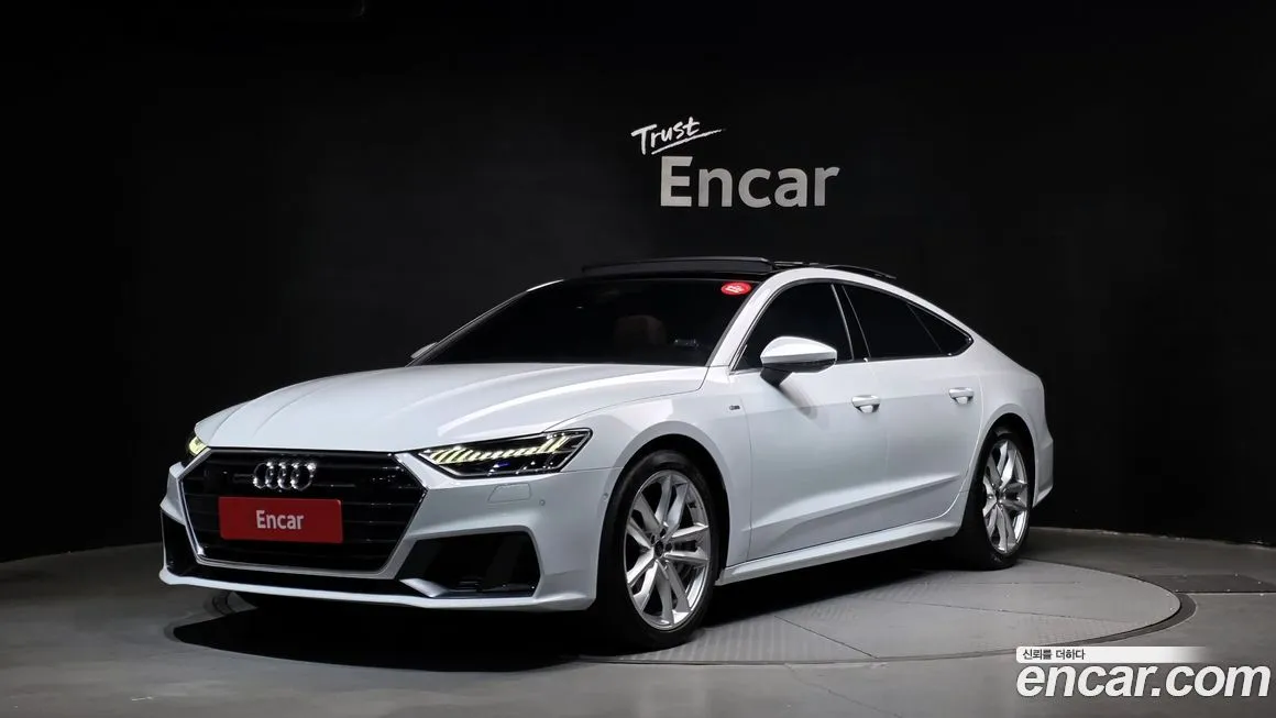 Audi A7 — фото 1