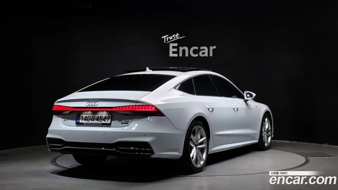 Audi A7 — фото 2