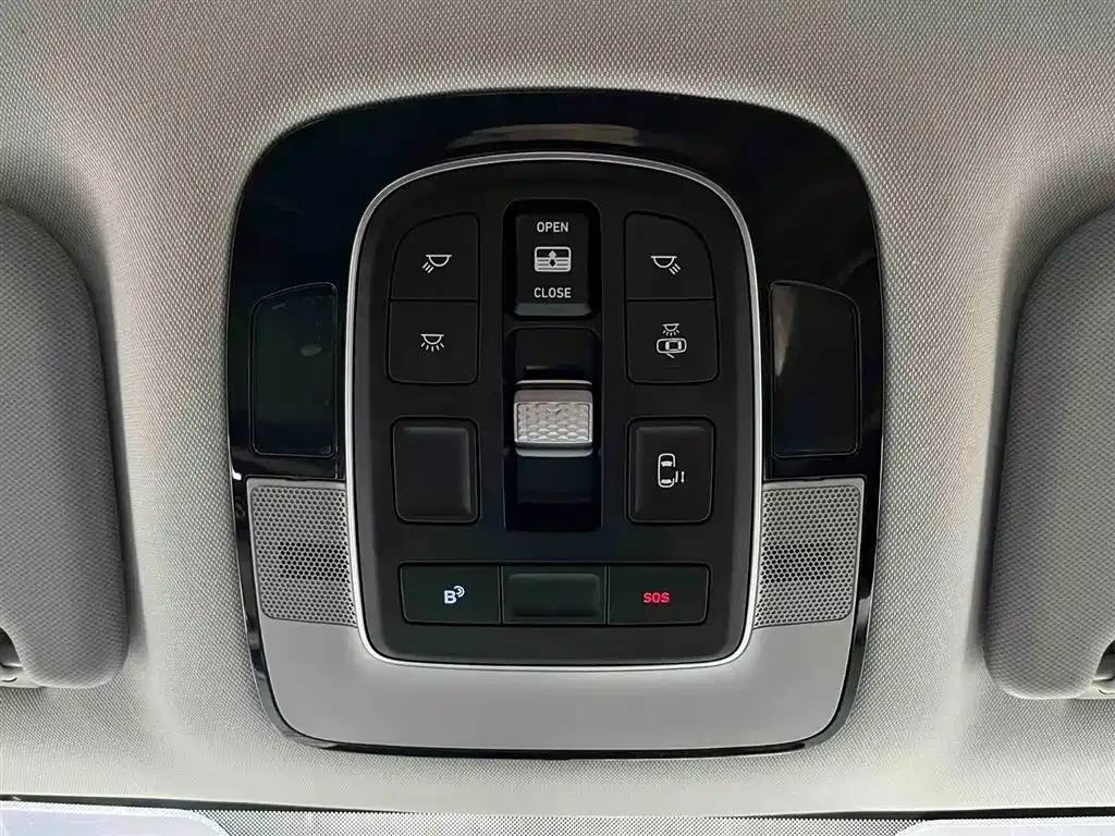Hyundai Custo — фото 8