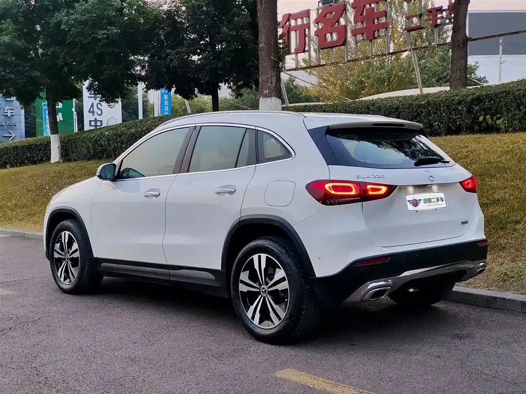 Mercedes-Benz GLA — фото 4