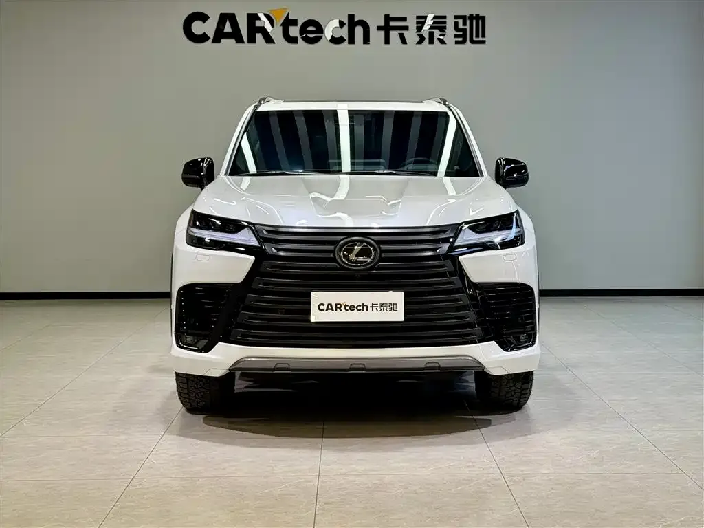 Lexus LX — фото 3