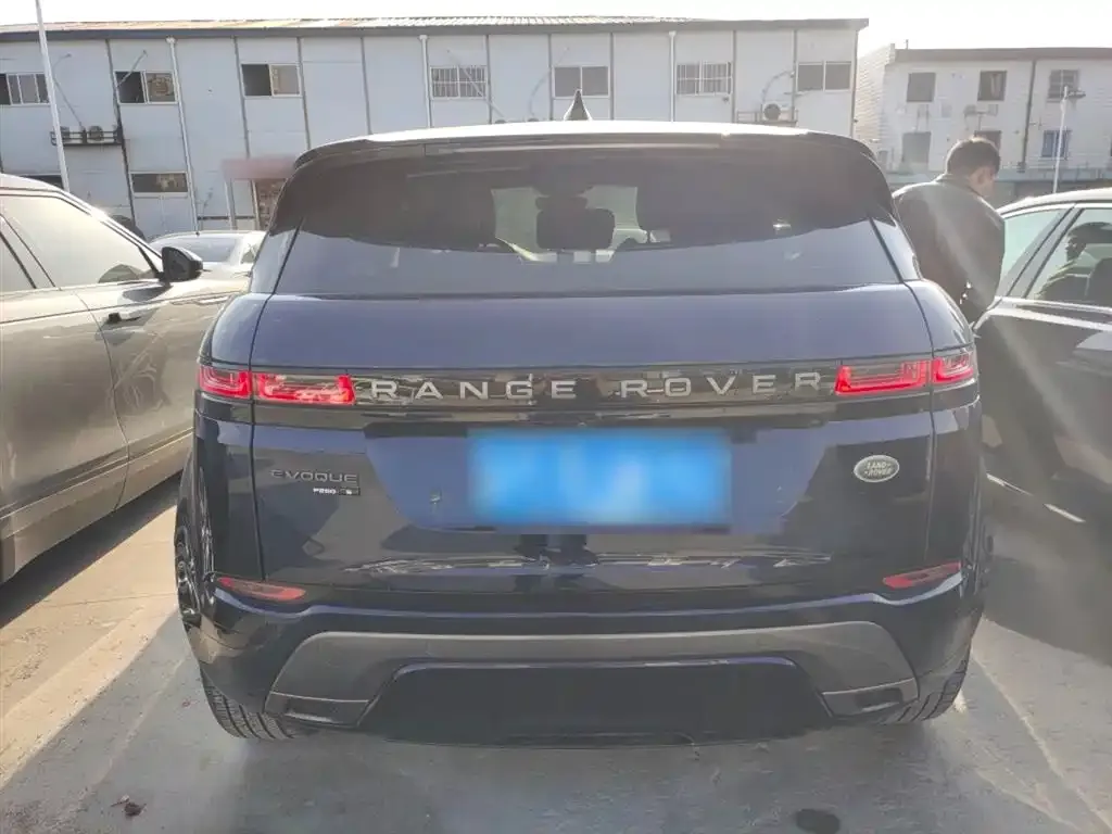Land Rover Evoque — фото 9