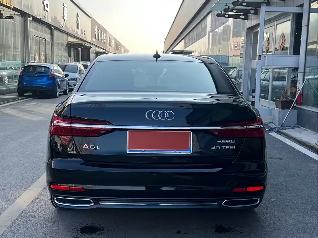 Audi A6L — фото 8