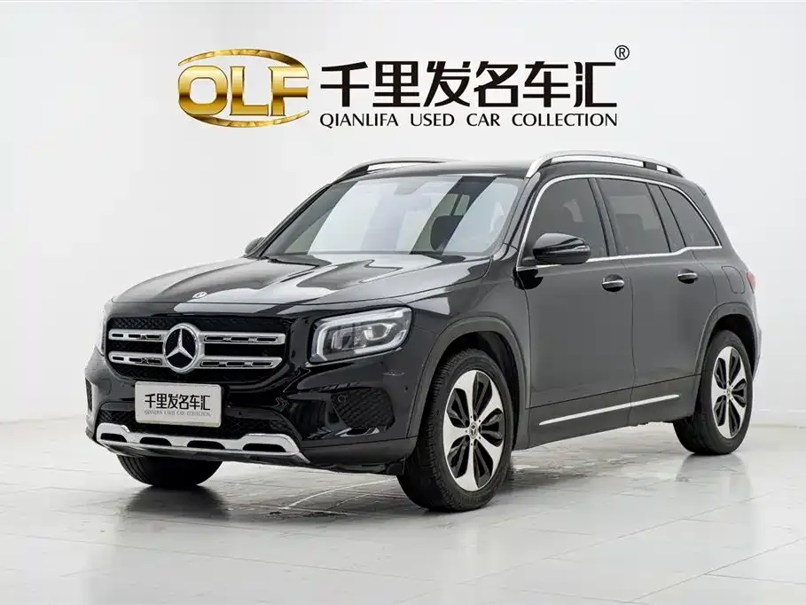 Mercedes-Benz GLB — фото 1