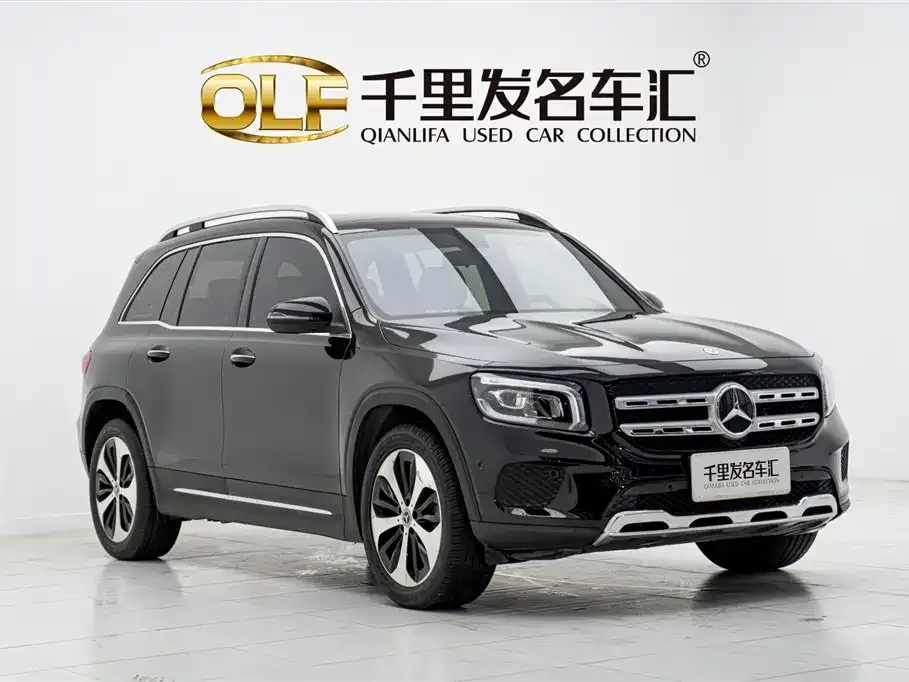 Mercedes-Benz GLB — фото 9