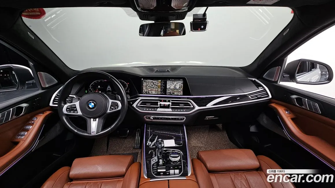 BMW X7 — фото 7