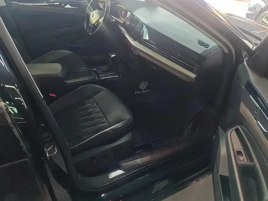 Volkswagen Passat — фото 6