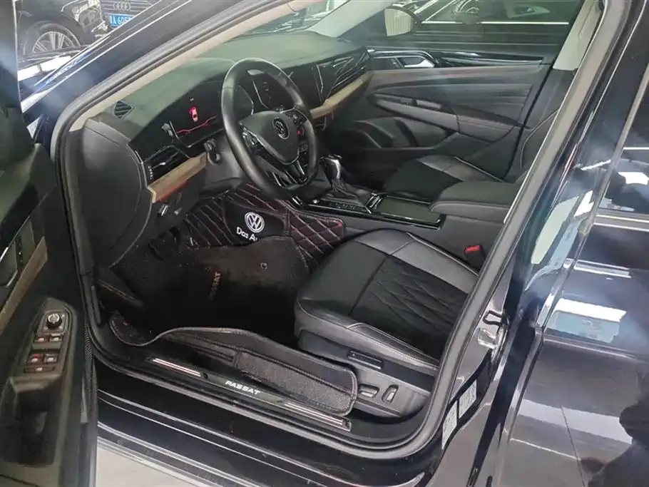 Volkswagen Passat — фото 8