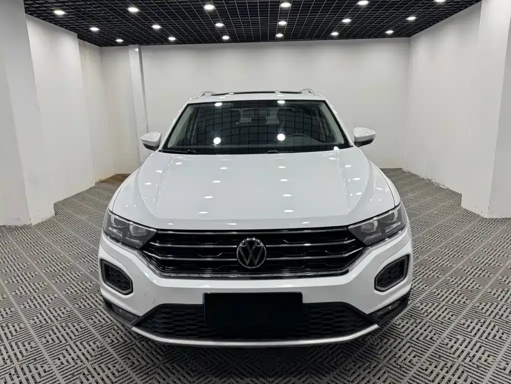 Volkswagen T-Roc — фото 2