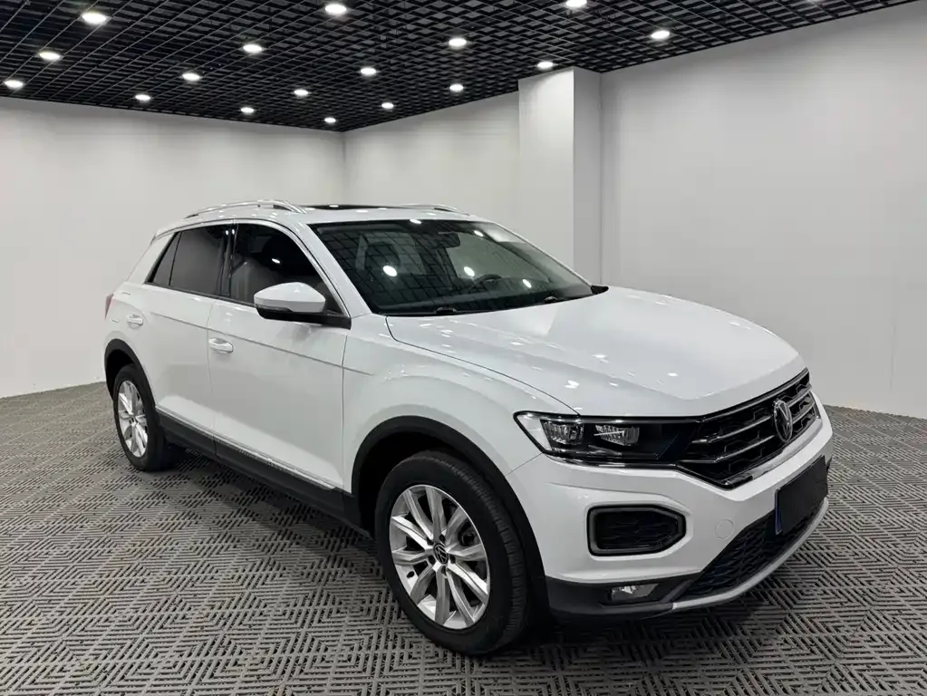 Volkswagen T-Roc — фото 3