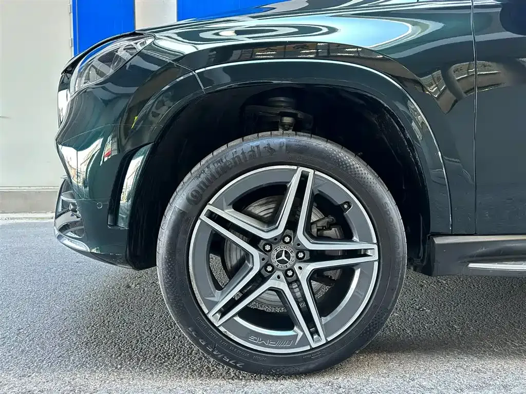 Mercedes-Benz GLS — фото 10