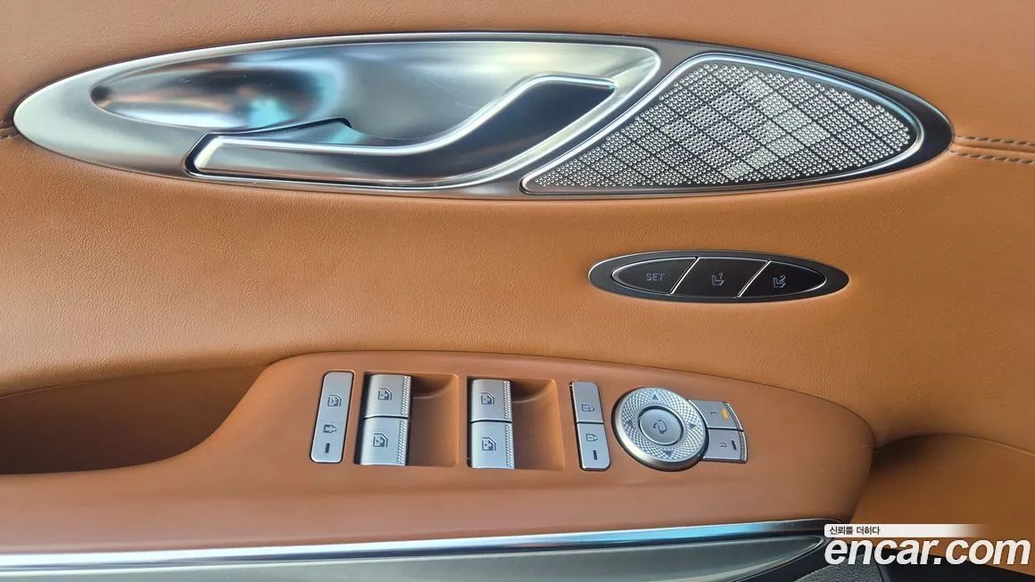 Genesis GV70 — фото 10