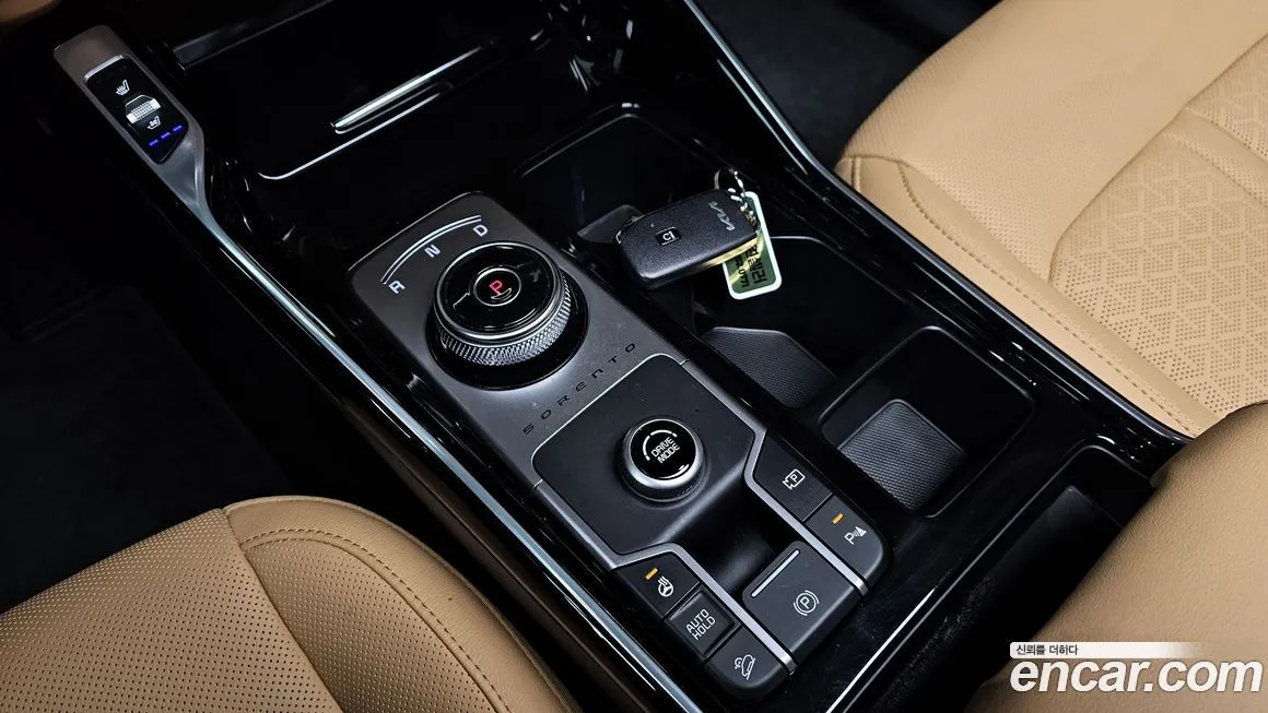 Kia Sorento — фото 9