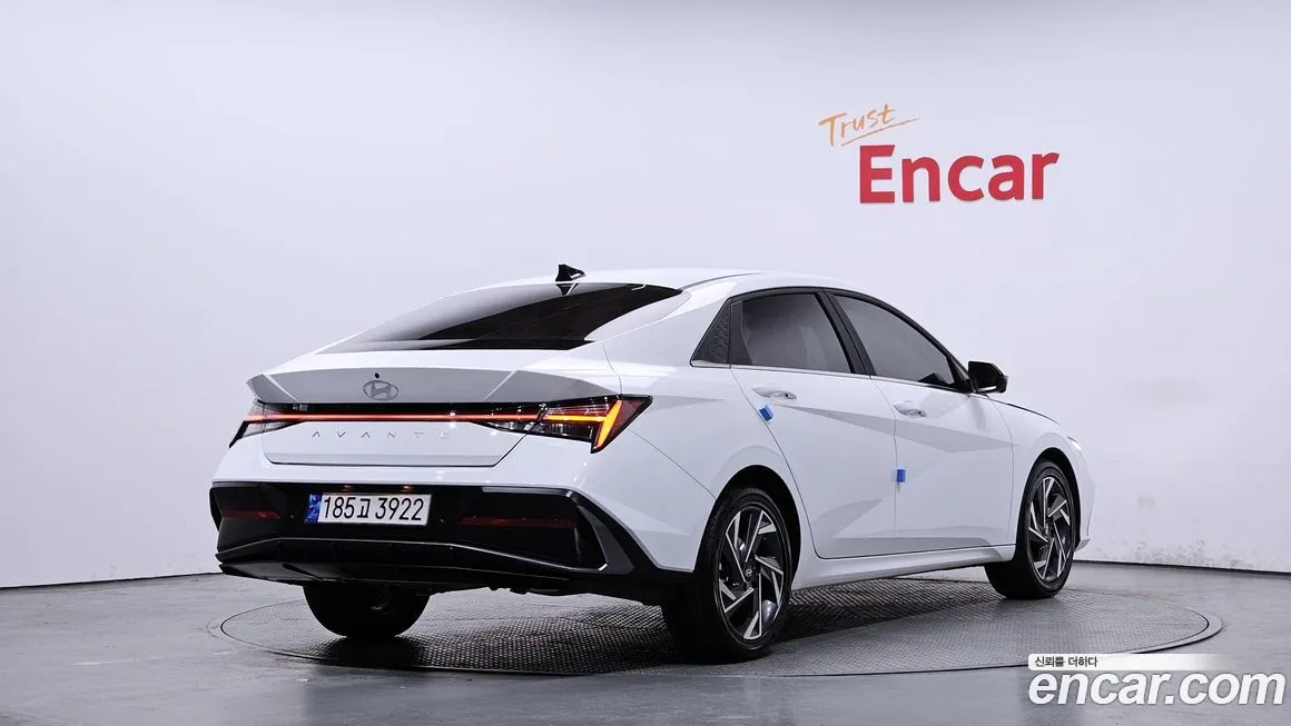 Hyundai AVANTE — фото 5