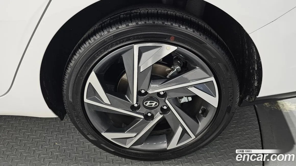 Hyundai AVANTE — фото 6