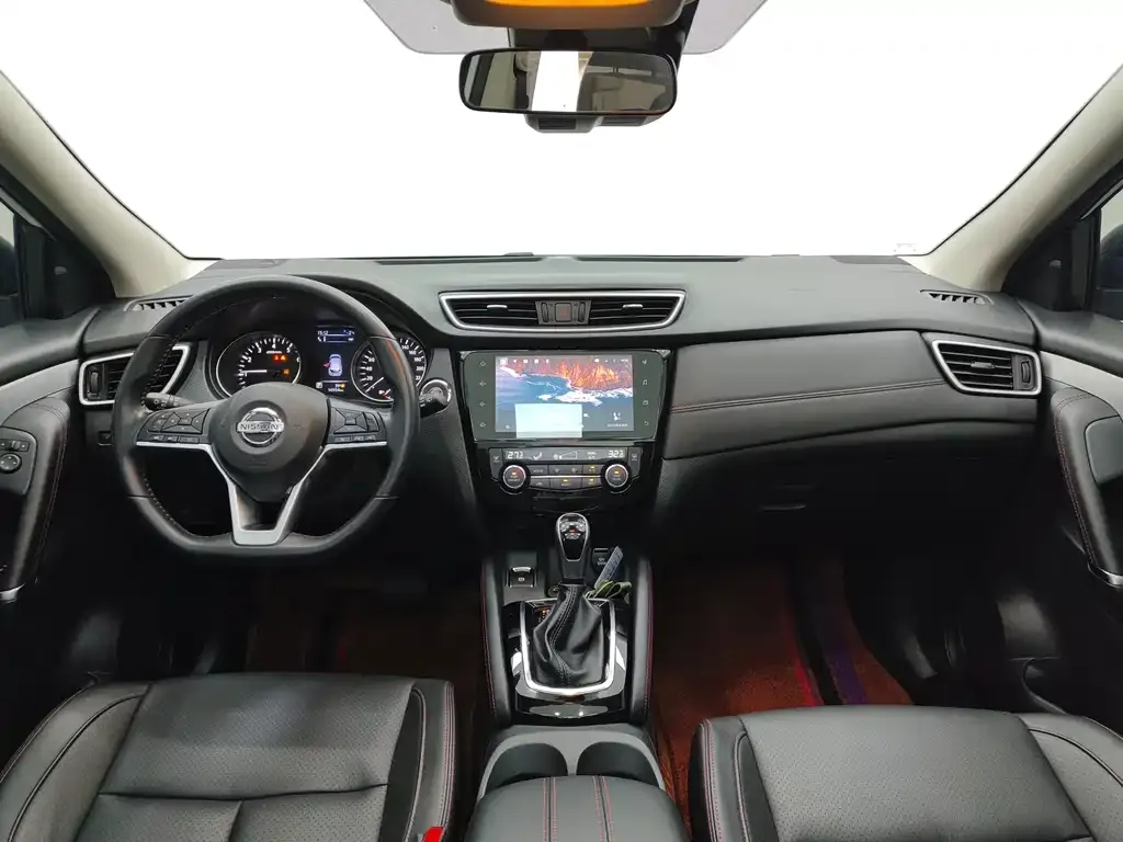 Nissan Qashqai — фото 9
