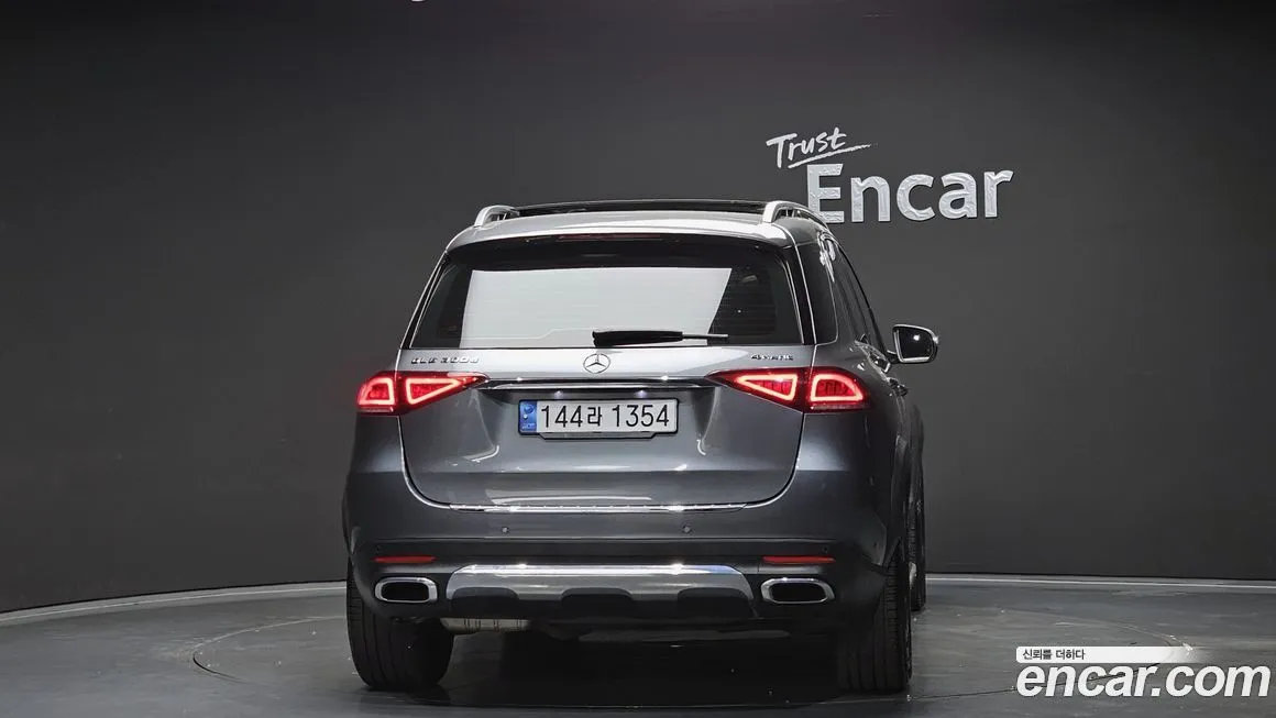 Mercedes-Benz GLE-Class — фото 4