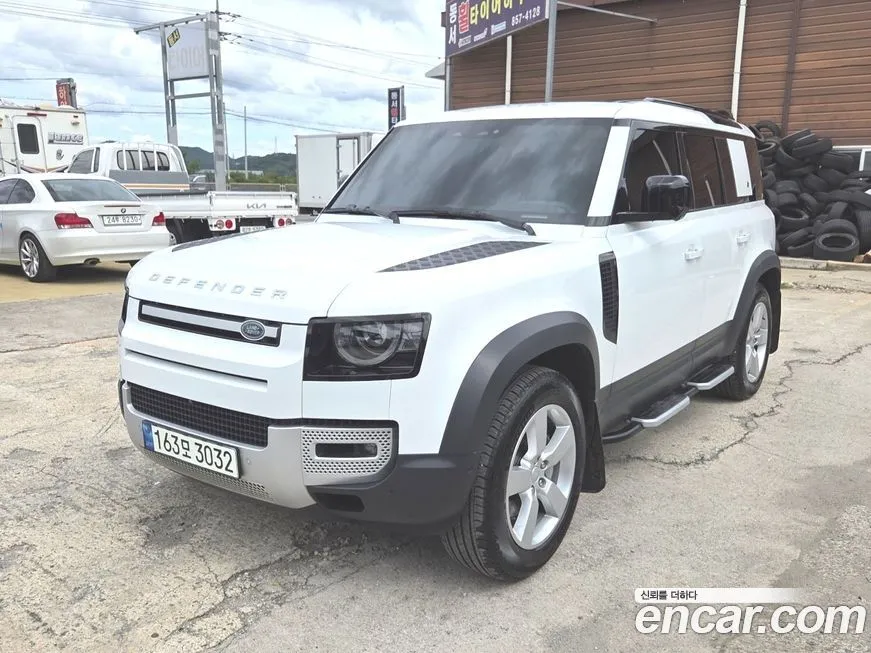 Land Rover Defender — фото 1