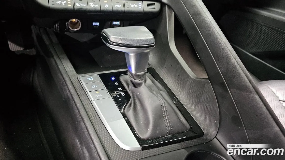 Hyundai AVANTE — фото 9