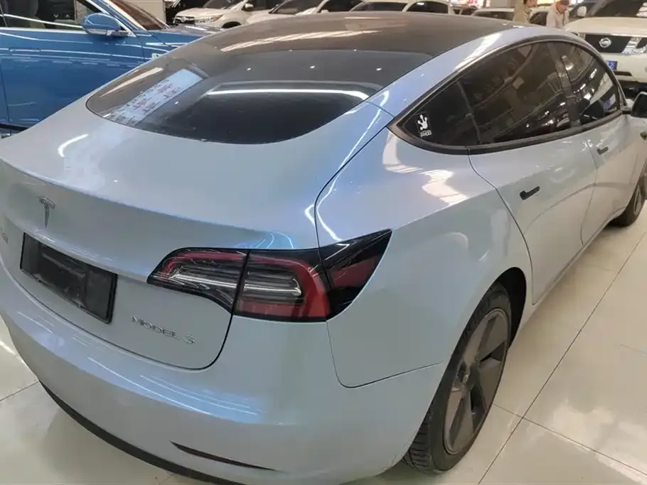 Tesla Model 3 — фото 6