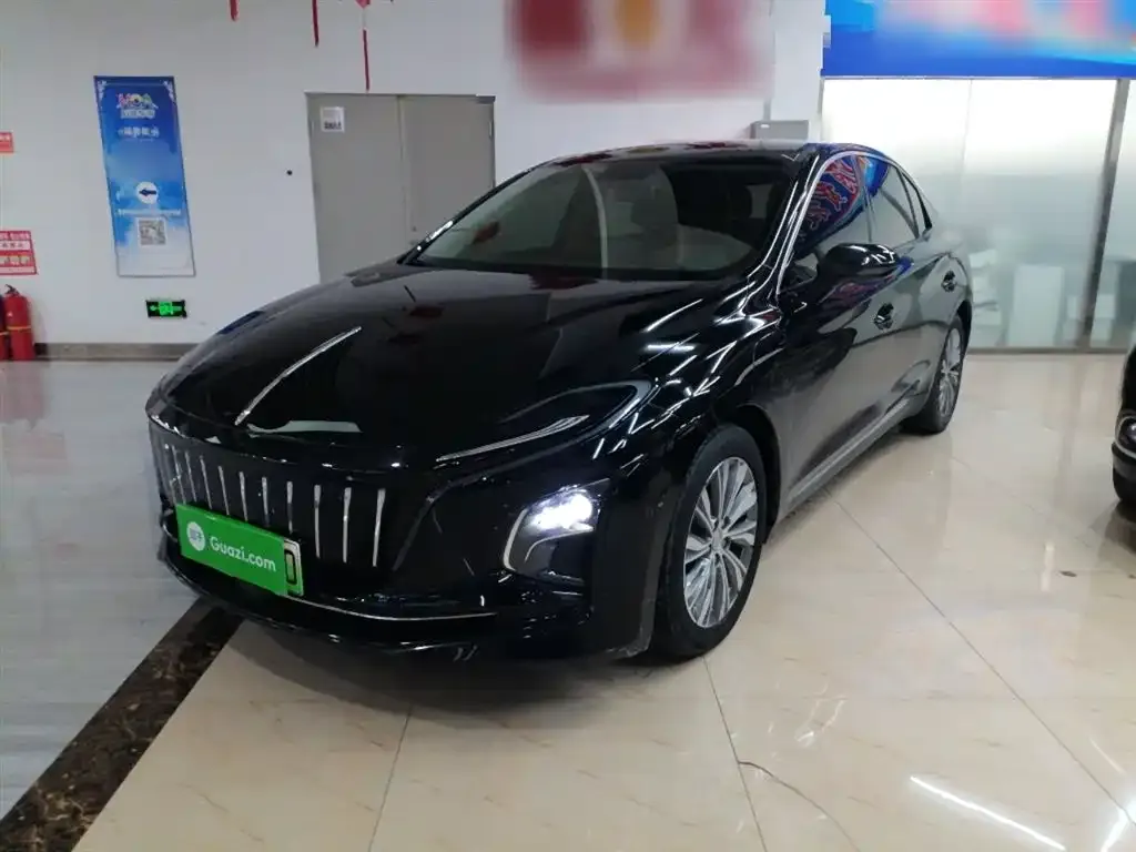 Hongqi E-QM5 — фото 2
