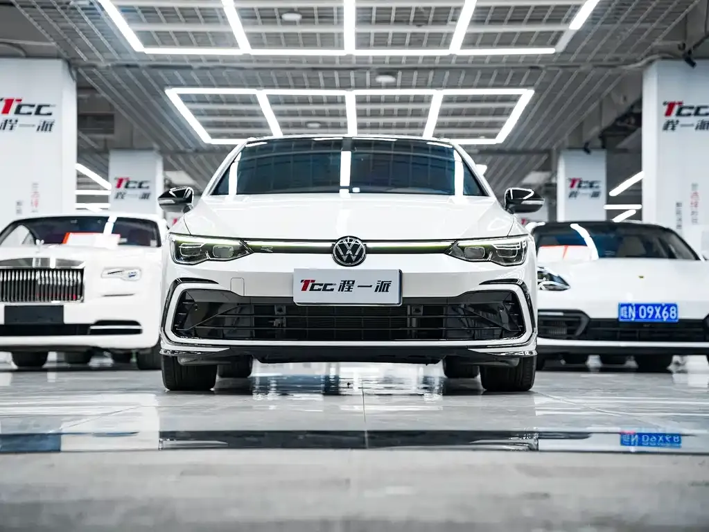 Volkswagen Golf — фото 4
