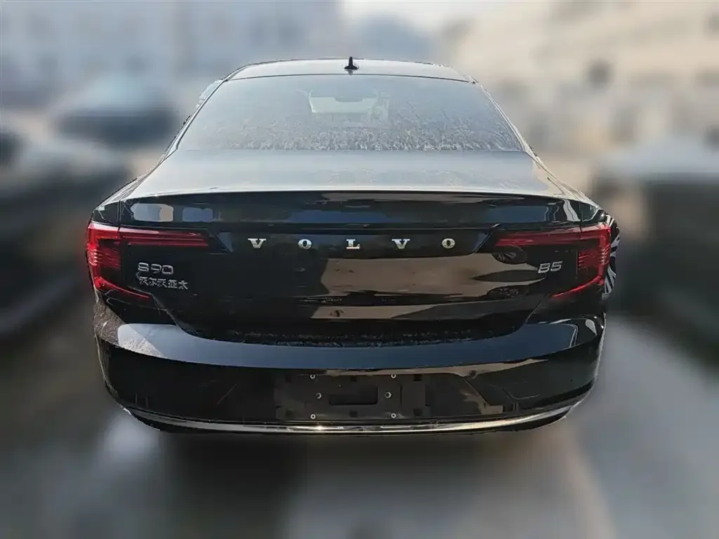 Volvo S90 — фото 5