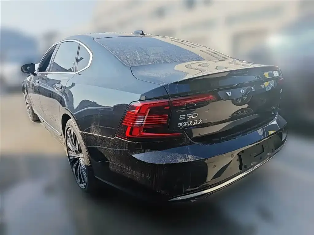 Volvo S90 — фото 2
