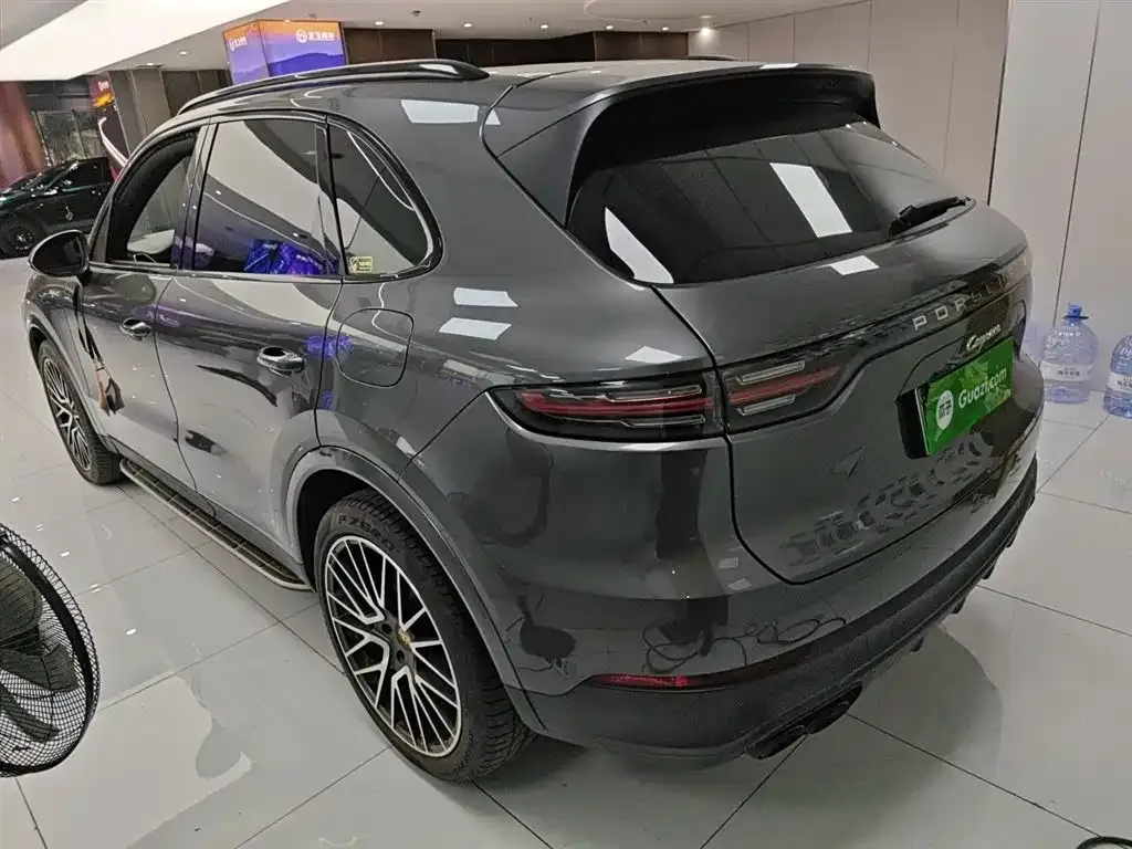Porsche Cayenne Hybrid — фото 8