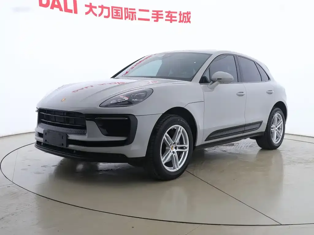 Porsche Macan — фото 1