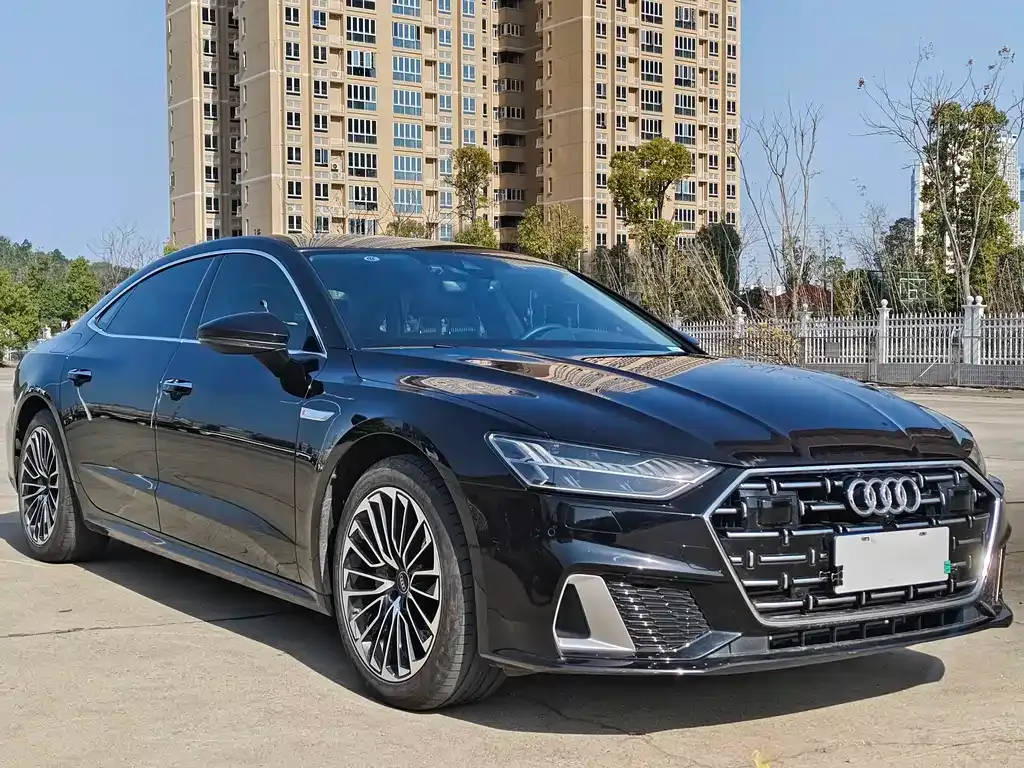 Audi A7L — фото 5