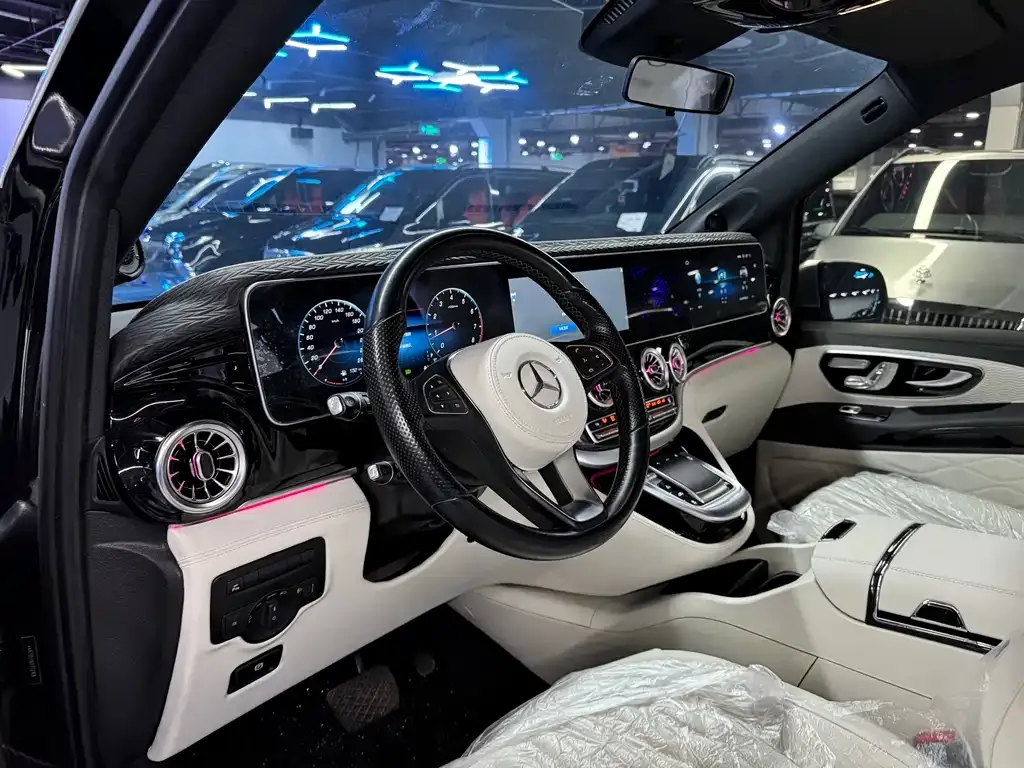 Mercedes-Benz Vito — фото 10