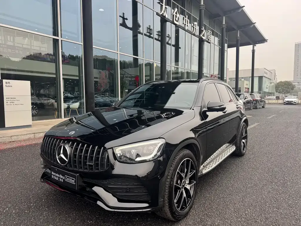 Mercedes-Benz GLC AMG — фото 1