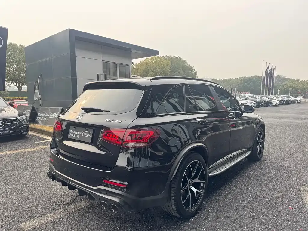 Mercedes-Benz GLC AMG — фото 5