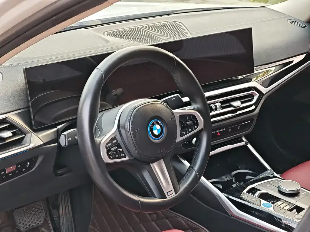 BMW i3 — фото 8