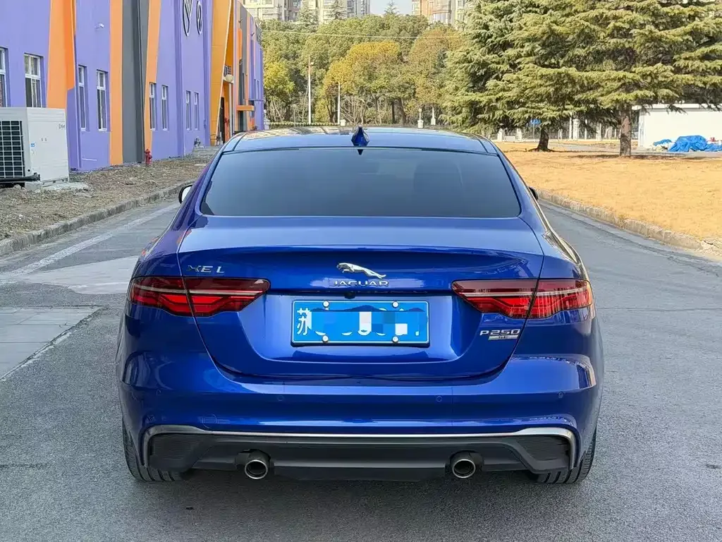 Jaguar XEL — фото 10