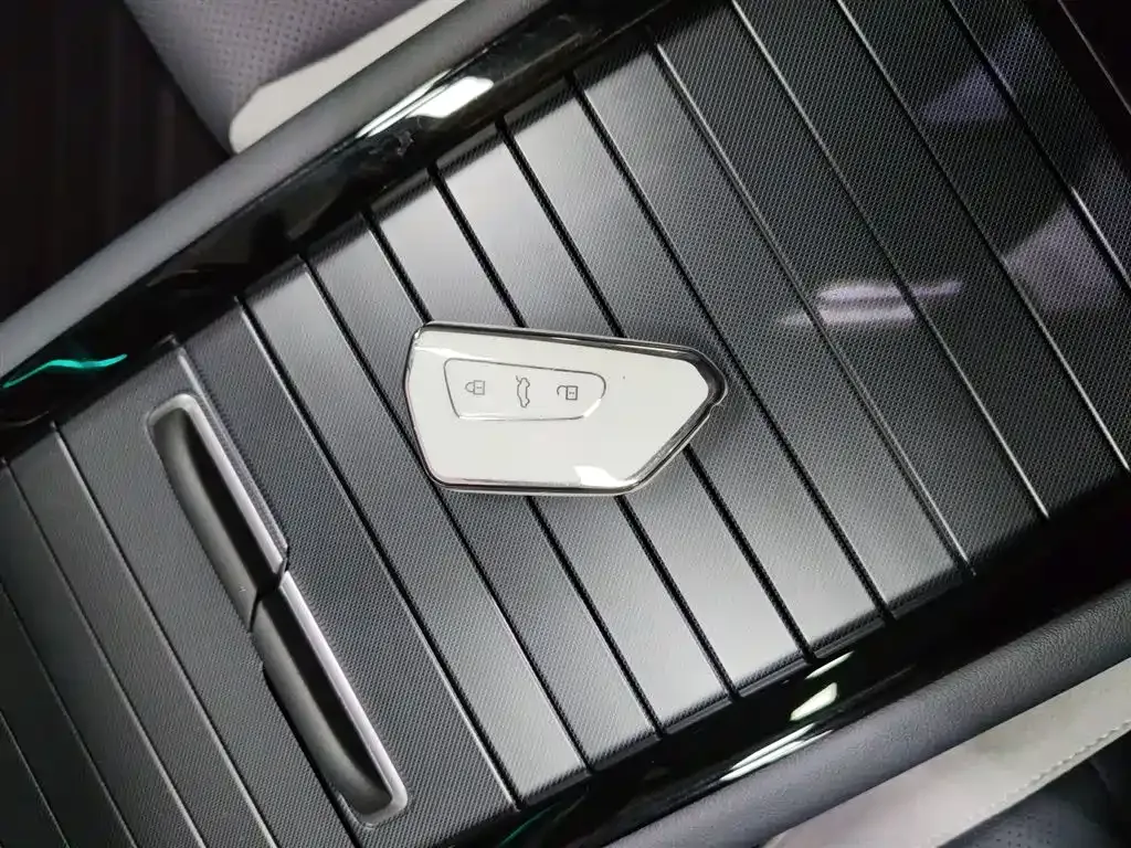 Volkswagen ID.7 VIZZION — фото 2