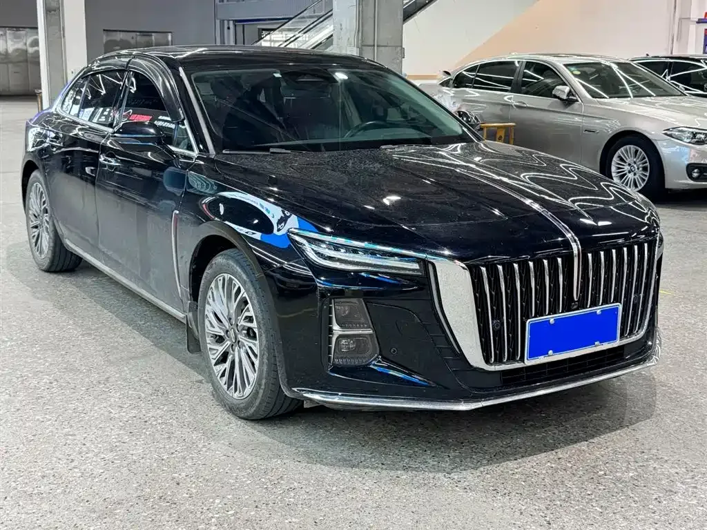 Hongqi H5 — фото 7