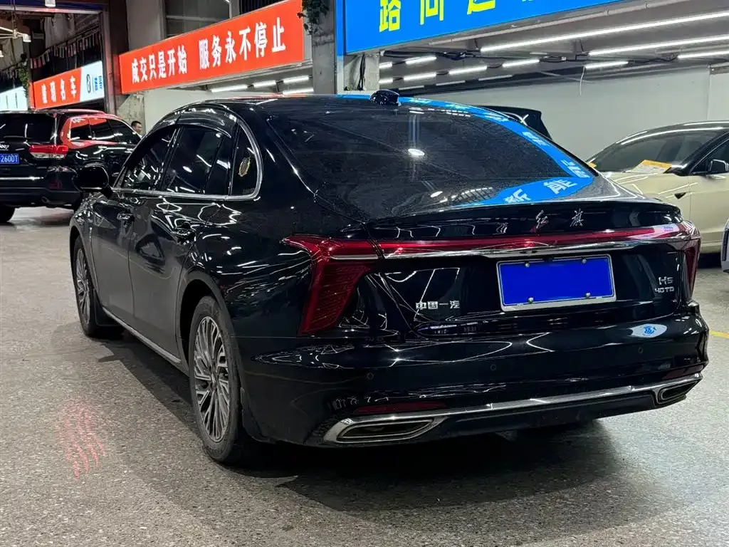 Hongqi H5 — фото 3
