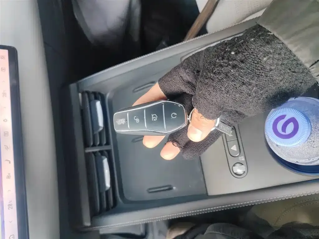 BYD Seal 06 DM-i Touring Edition — фото 2
