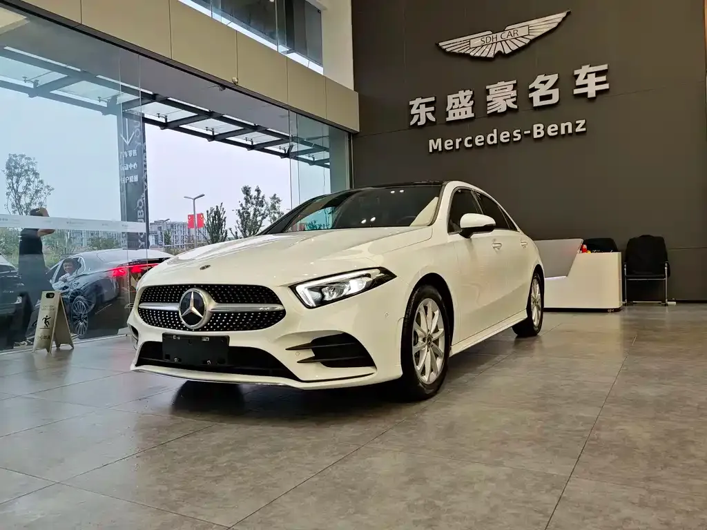 Mercedes-Benz A-Class — фото 1