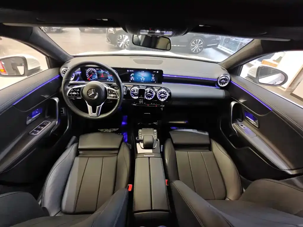 Mercedes-Benz A-Class — фото 10