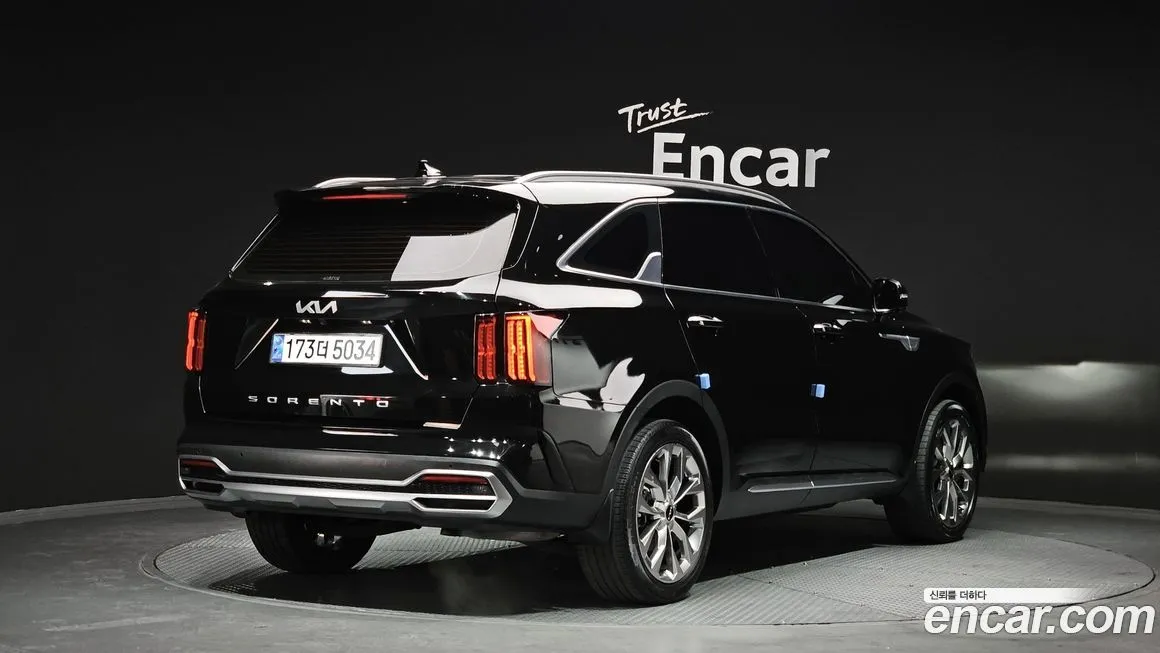 Kia Sorento — фото 5