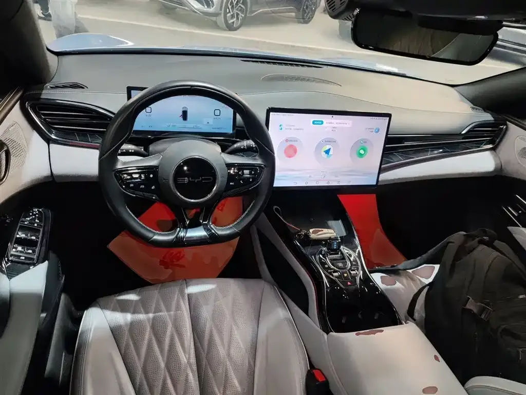 BYD Seal — фото 6