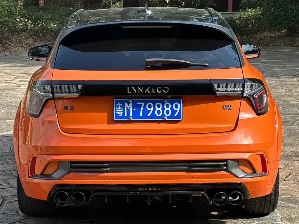 Lynk & Co 02 Hatchback — фото 7